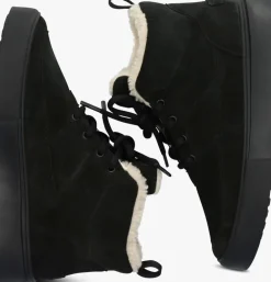 BLACKSTONE e boots aput lusa><noscript><img width=