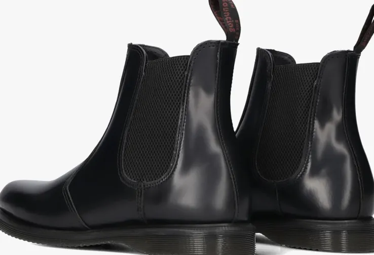 zwarte dr martens chelsea boots flora