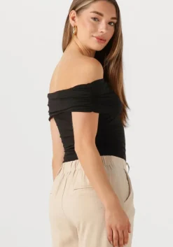 EDITED e top valery top><noscript><img width=