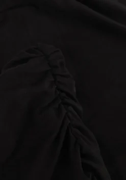 EDITED e top valery top><noscript><img width=