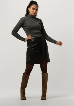 zwarte est'seven minirok est’button skit bunchen