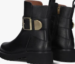 LINA LOCCHI e enkellaarsjes v59><noscript><img width=