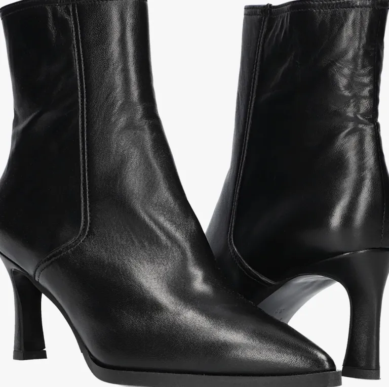 LINA LOCCHI e enkellaarsjes av 136 lis>DAMES Enkellaarsjes