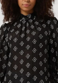 MINUS e blouses agina round neck blouse><noscript><img width=