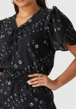 MOLIIN e top tami><noscript><img width=