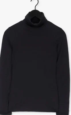MY ESSENTIAL WARDROBE e coltrui 01 the rollneck><noscript><img width=