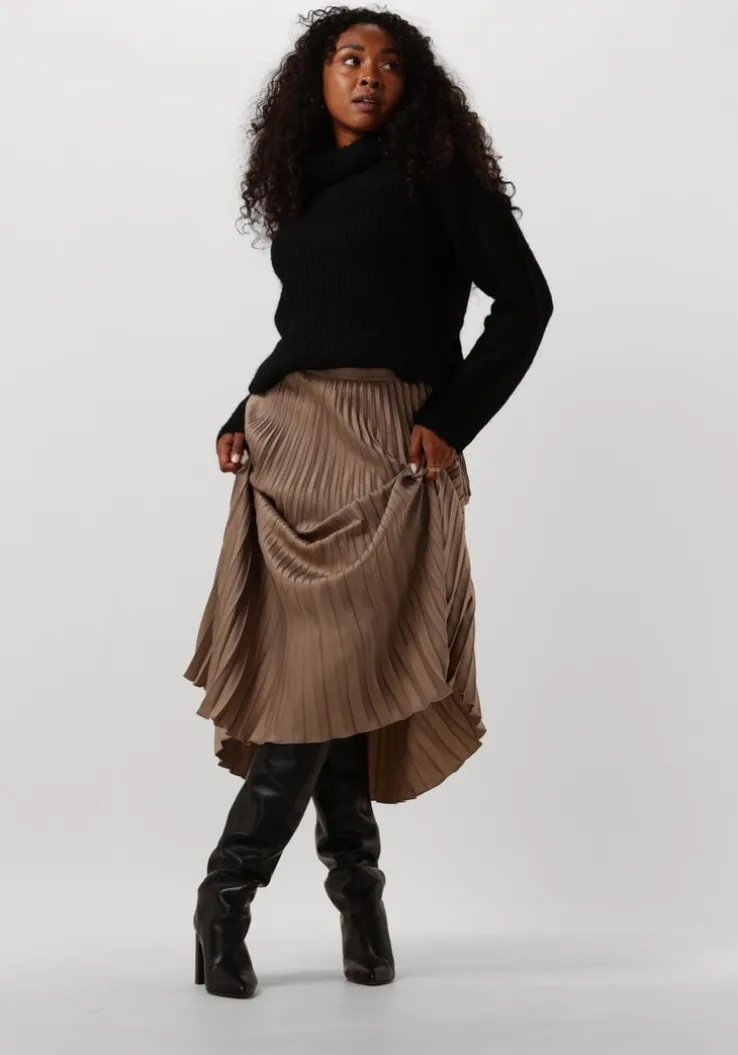 zwarte my essential wardrobe coltrui meenamw knit rollneck