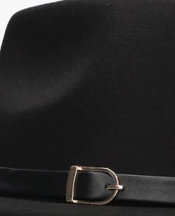 NOTRE-V e hoed lorna><noscript><img width=