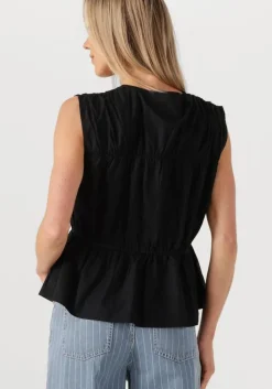 SECOND FEMALE e top felixa top><noscript><img width=