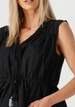 SECOND FEMALE e top felixa top><noscript><img width=