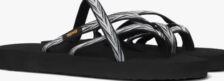 TEVA e teenslippers w olowahu>DAMES Slippers