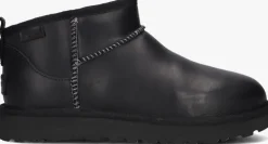 zwarte ugg vachtlaarzen classic ultra mini leather regenerate