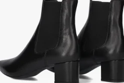 UNISA e enkellaarsjes juri><noscript><img width=